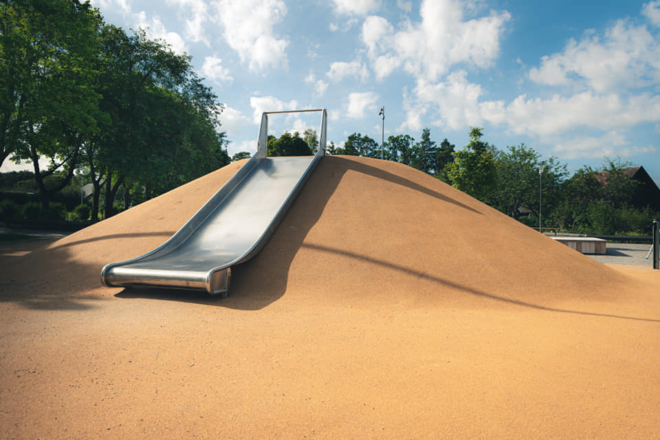 Nature as our starting point Articles > Knowledge Center > Corkeen by Amorim Surfacing